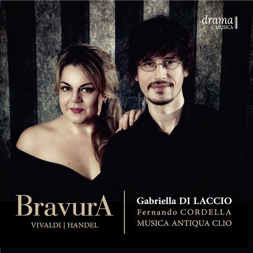 Capa do disco “Bravura”, de “Gabriella Di Laccio, Fernando Cordella e Musica Antiqua Clio”